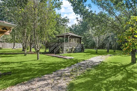 $248,000 | 62686 North Pontchartrain Drive, Lacombe, LA 70445