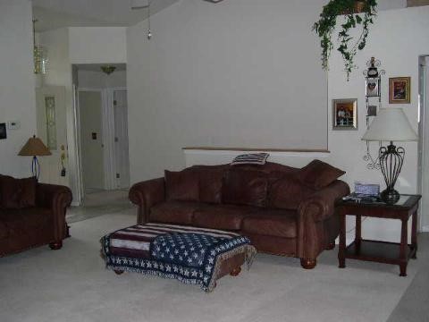 16665 Carter Road Trenton, MI 48183 - Photo 2 of 9 765813-1.JPG
