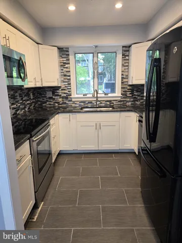 $2,100 | 5520 Doral Drive, Wilmington, DE 19808