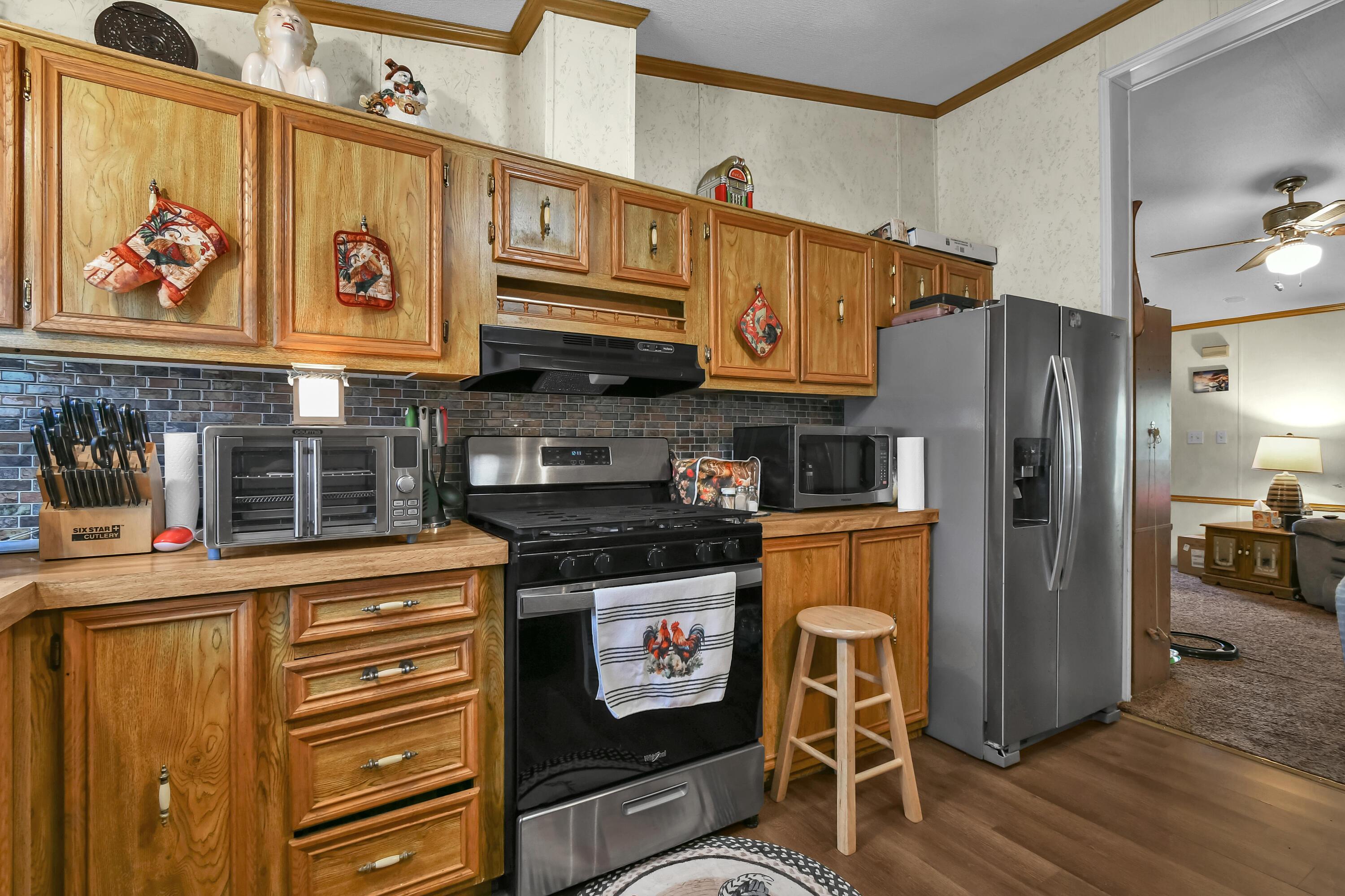 7979 Old River Road Philo, OH 43771 - Photo 10 of 34 kitchen
