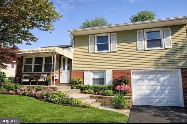$349,000 | 1110 Wynnbrook Road, Secane, PA 19018