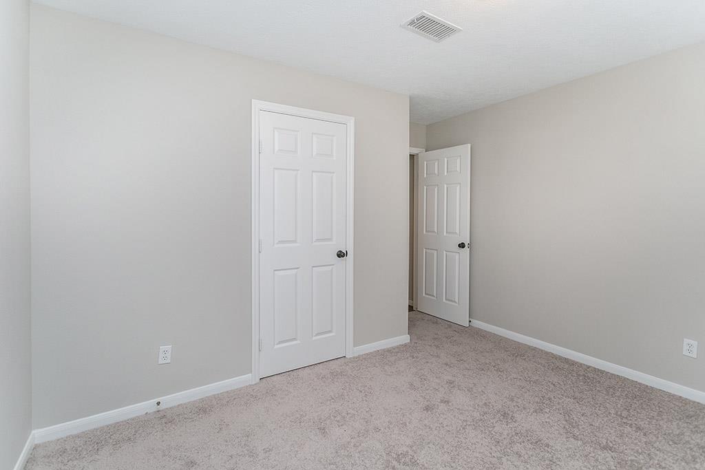 6 Tranquil Glade Place Spring, TX 77381 - Photo 13 of 19