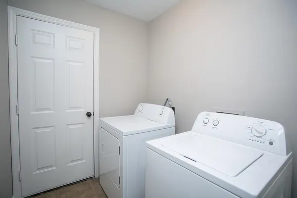 $1,950 | 6 Tranquil Glade Place, Spring, TX 77381