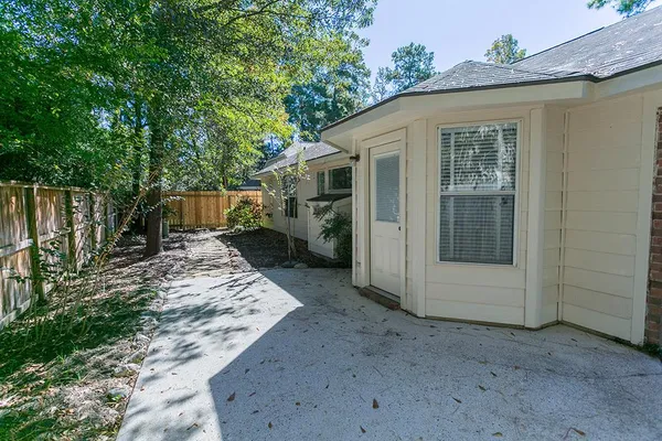 $1,950 | 6 Tranquil Glade Place, Spring, TX 77381