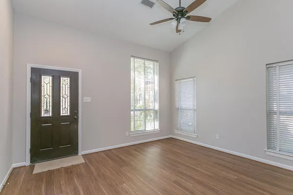 $1,950 | 6 Tranquil Glade Place, Spring, TX 77381