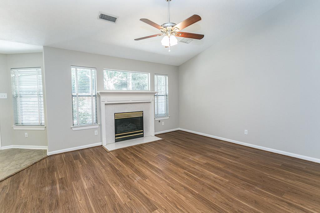 6 Tranquil Glade Place Spring, TX 77381 - Photo 5 of 19