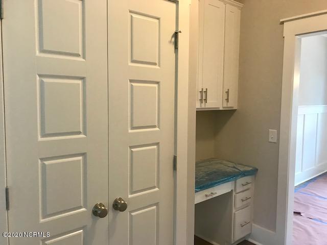 190 Canter Crest Road Hampstead, NC 28443 - Photo 6 of 17 CNT 37 - Butler's Pantry