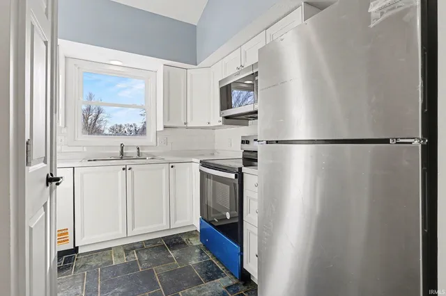 $169,900 | 3314 East Jefferson Square, South Bend, IN 46615