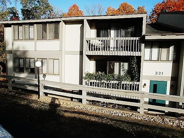 321 Ridge Point Circle, Unit 31B Bridgeville, PA 15017 - Photo 1 of 22 Gallery Image 1