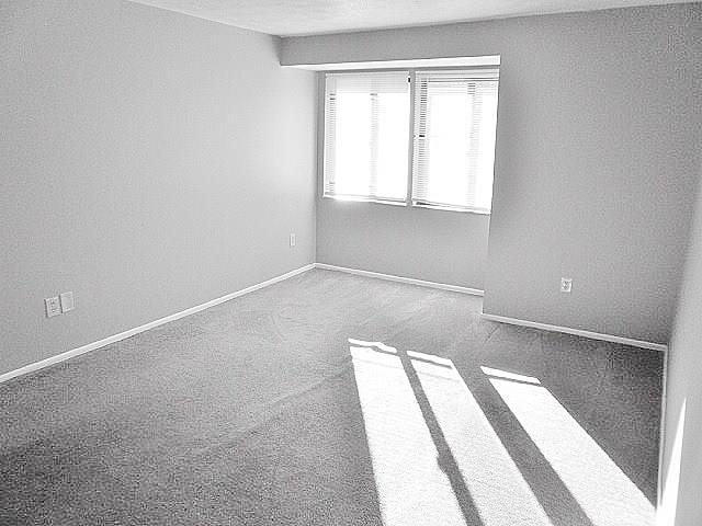 321 Ridge Point Circle, Unit 31B Bridgeville, PA 15017 - Photo 12 of 22 Gallery Image 12