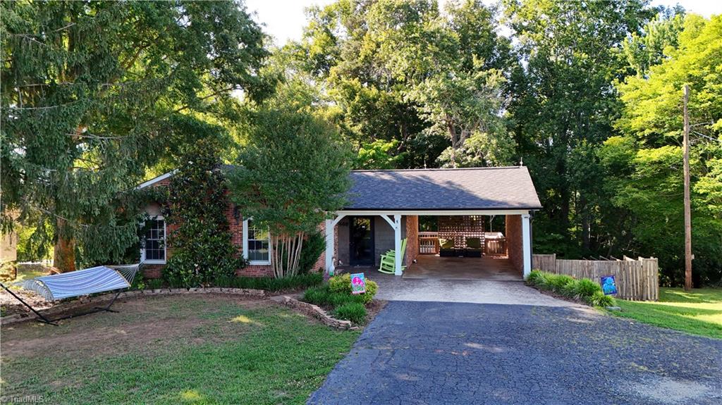 488 Shoals Road Pinnacle, NC 27043 - Photo 1 of 27