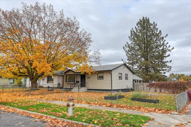 $370,000 | 2927 East Marshall Avenue, Spokane, WA 99207