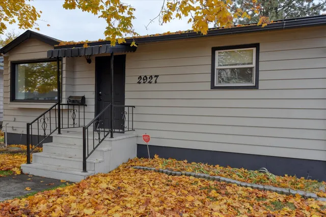 $370,000 | 2927 East Marshall Avenue, Spokane, WA 99207