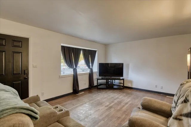 $370,000 | 2927 East Marshall Avenue, Spokane, WA 99207