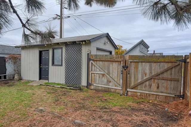 $370,000 | 2927 East Marshall Avenue, Spokane, WA 99207