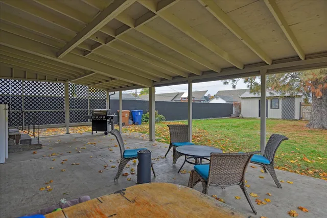 $370,000 | 2927 East Marshall Avenue, Spokane, WA 99207