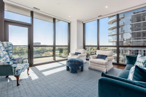 $1,325,000 | 250 West Spring Street, Unit 626, Columbus, OH 43215