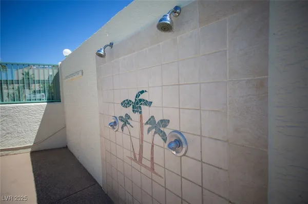 $168,900 | 3550 Bay Sands Drive, Unit 3080, Laughlin, NV 89029