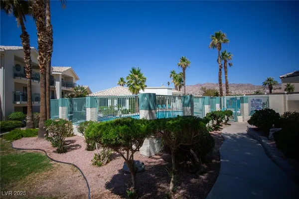 $168,900 | 3550 Bay Sands Drive, Unit 3080, Laughlin, NV 89029