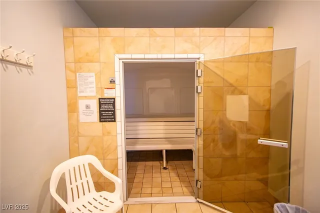 $173,000 | 3550 Bay Sands Drive, Unit 3080, Laughlin, NV 89029