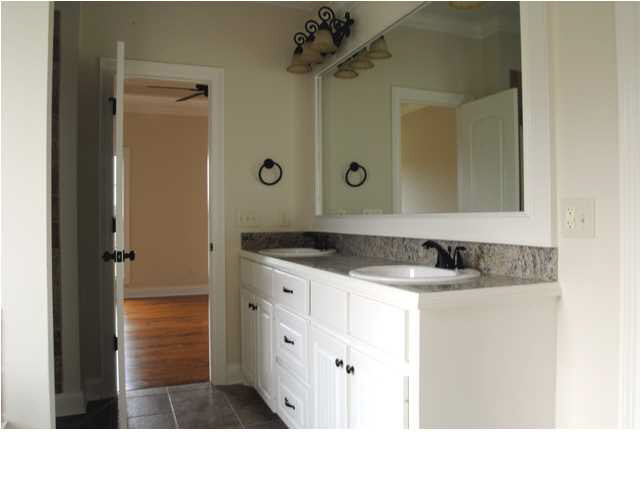 1840 August Bend Madison, MS 39110 - Photo 3 of 5 Master Bath Vanities