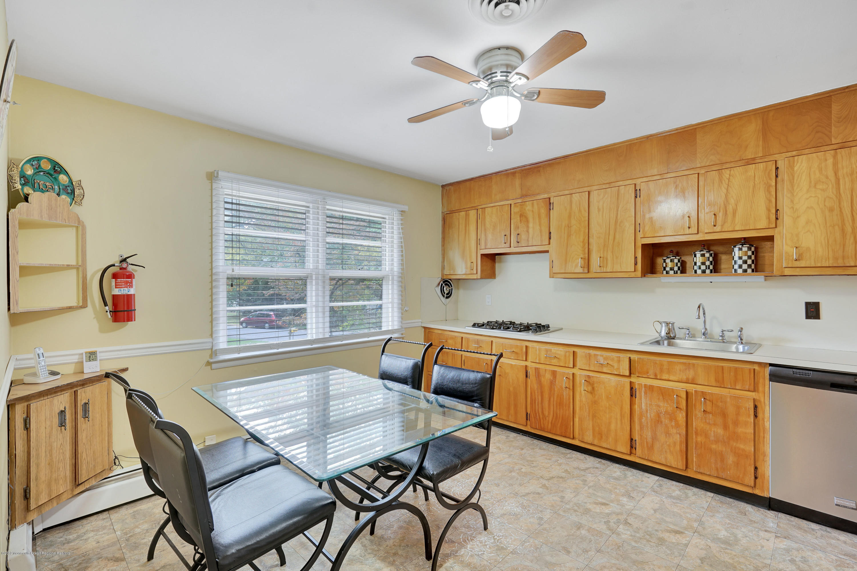 326 Case Road Lakewood, NJ 08701 - Photo 12 of 27 017_dsc09509