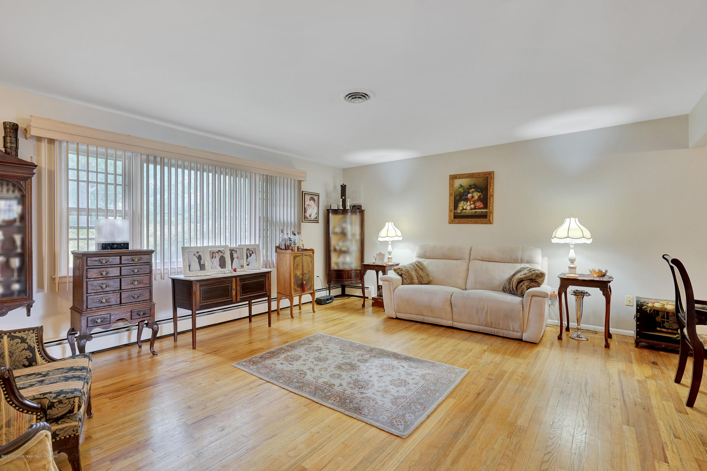 326 Case Road Lakewood, NJ 08701 - Photo 7 of 27 011_dsc09479