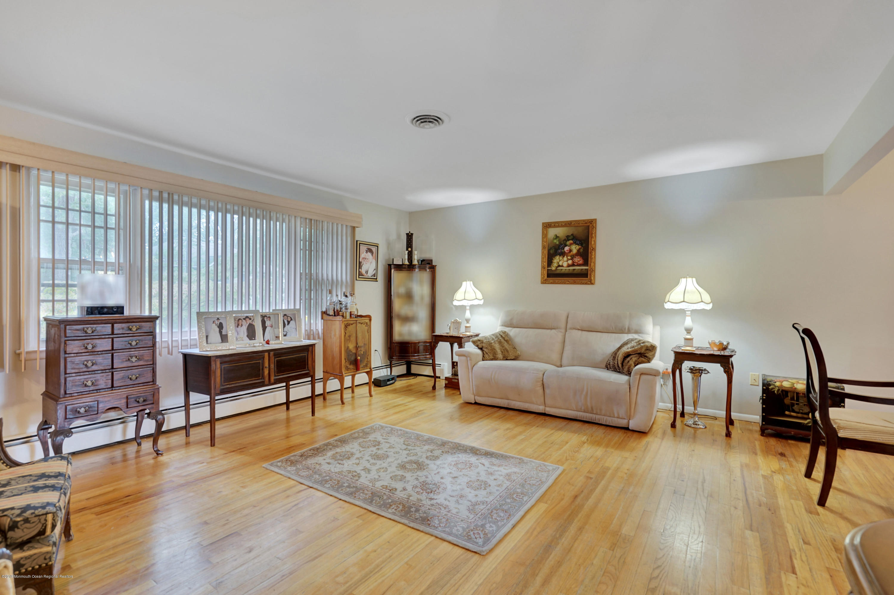 326 Case Road Lakewood, NJ 08701 - Photo 8 of 27 012_dsc09484