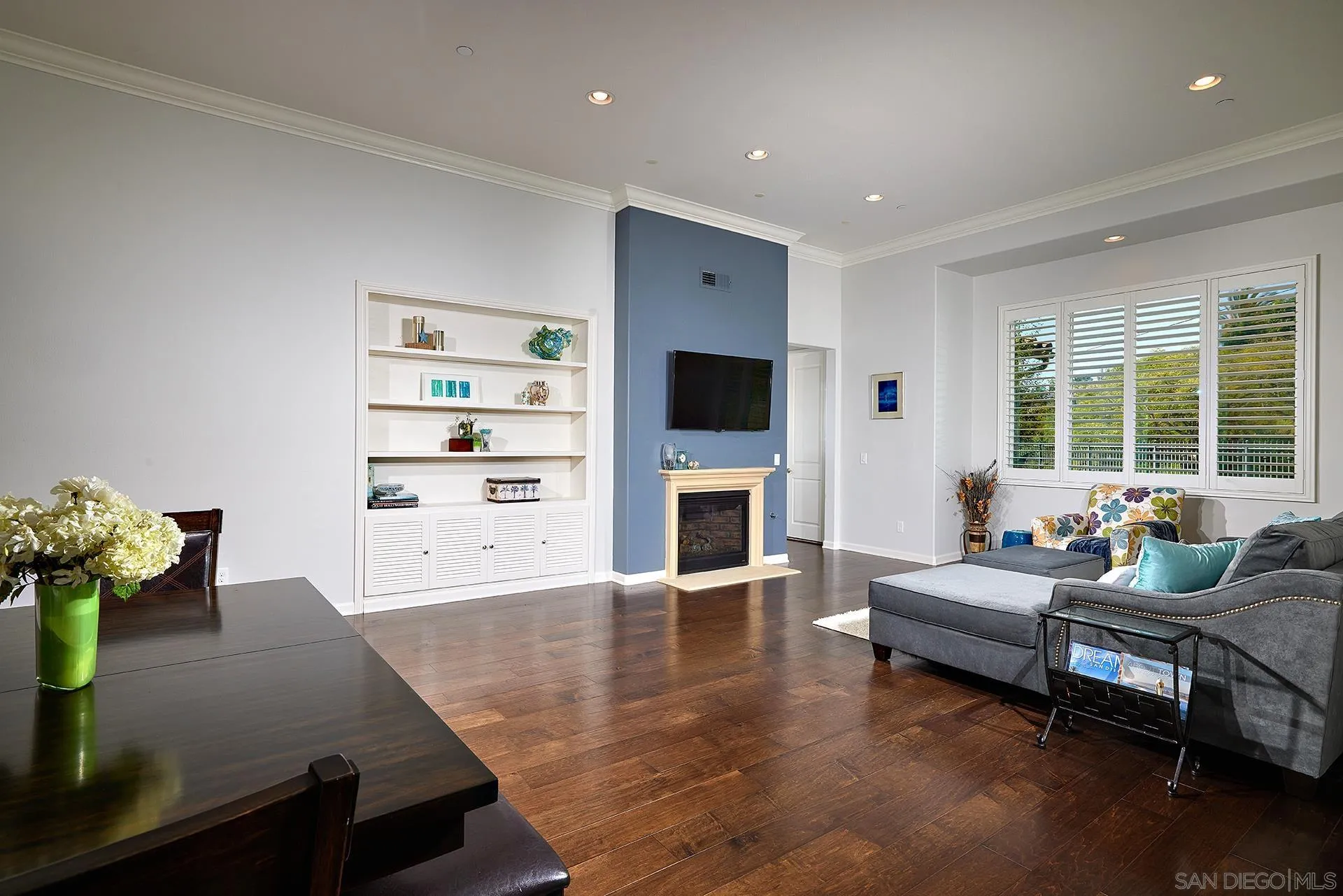 2012 Hummingbird Road Carlsbad, CA 92011 - Photo 10 of 44 Gallery Image 10