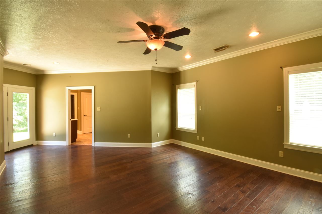 1356 Davis Road Covington, TN 38019 - Photo 12 of 25 Gallery Image 12