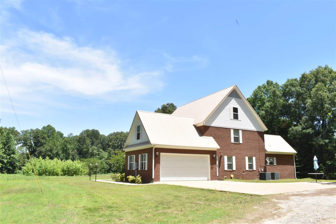1356 Davis Road Covington, TN 38019 - Photo 3 of 25 Gallery Image 3