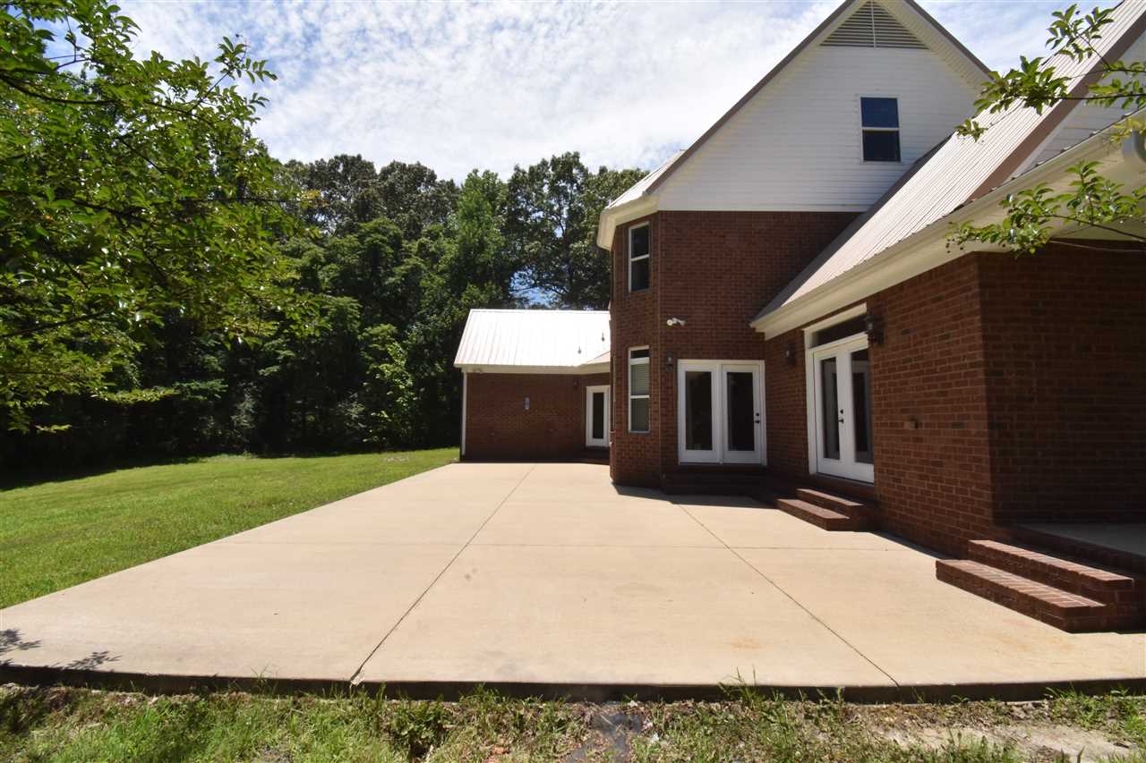 1356 Davis Road Covington, TN 38019 - Photo 5 of 25 Gallery Image 5