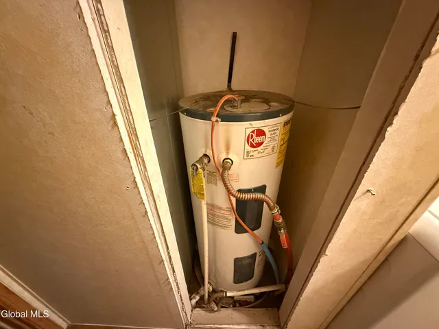 $99,000 | 244 Sweet Road, Johnstown, NY 12095