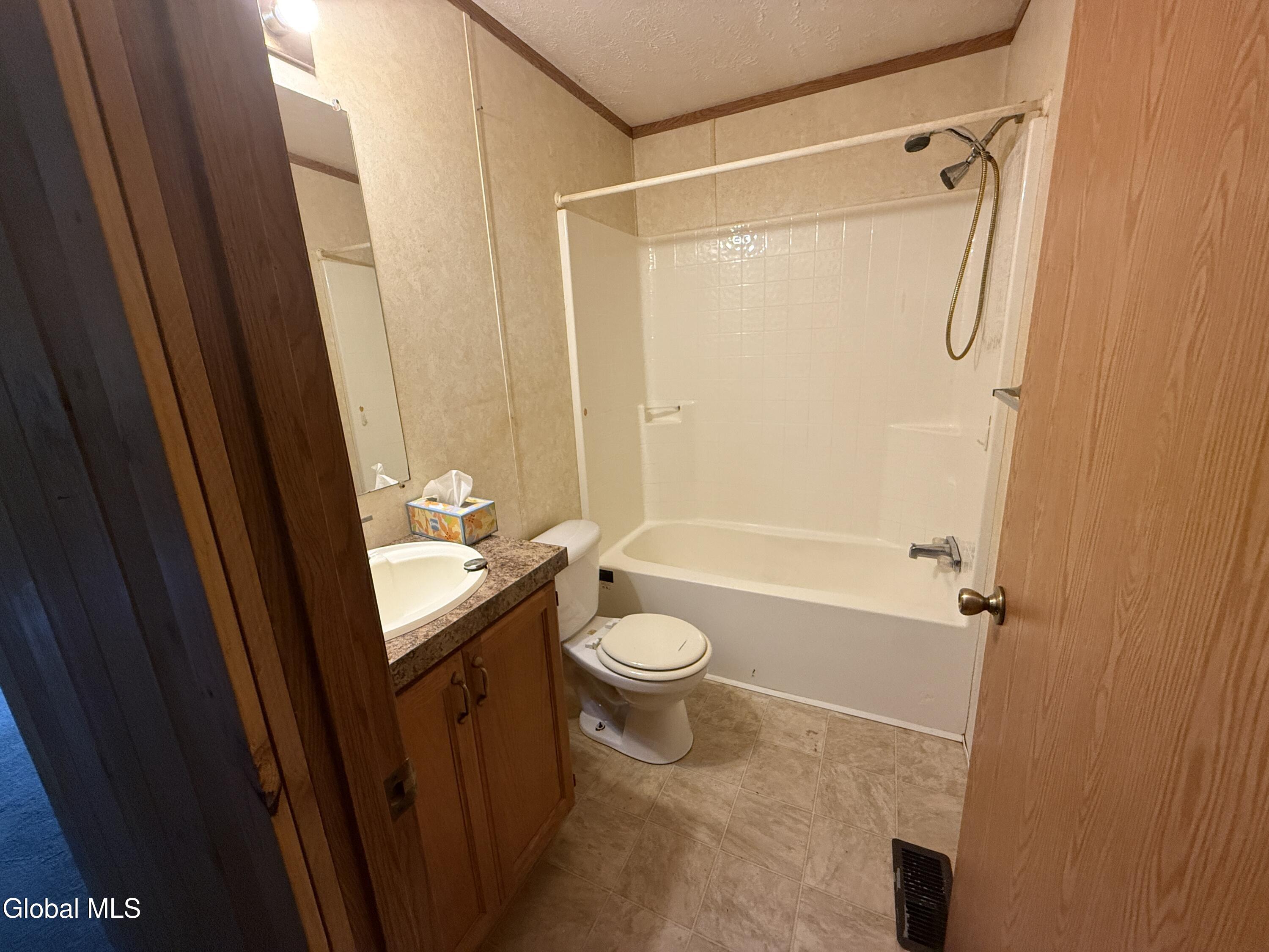 244 Sweet Road Johnstown, NY 12095 - Photo 10 of 30 IMG_0787