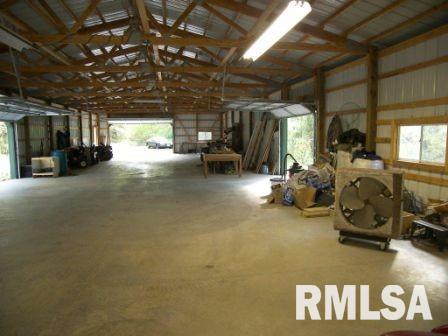 12175 Hudgens Road Marion, IL 62959 - Photo 5 of 13 Gallery Image 5