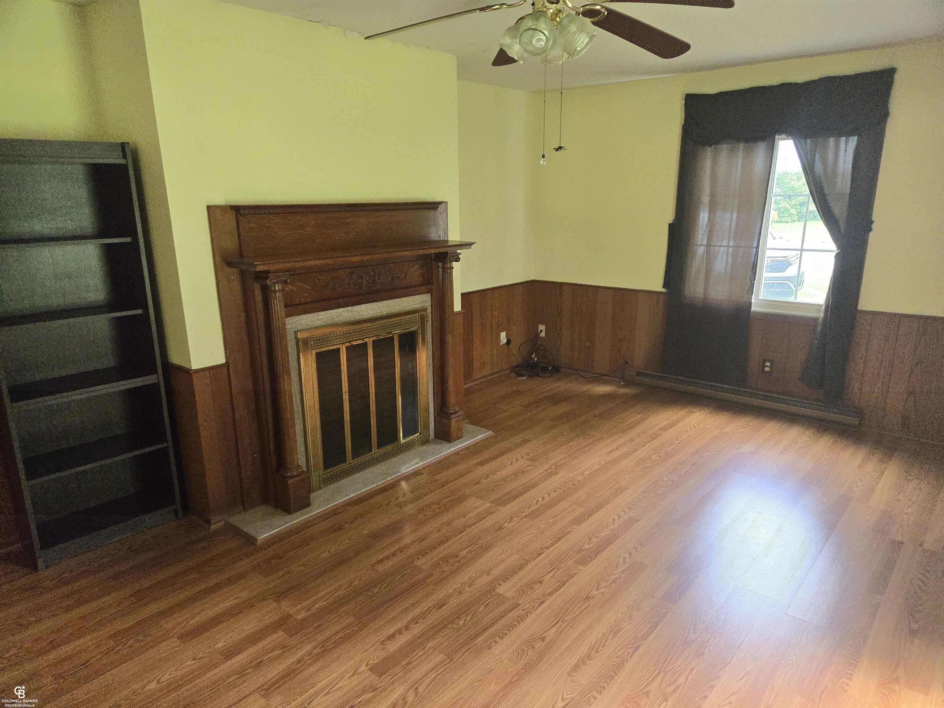 11757 Yale Road Yale, MI 48097 - Photo 15 of 21 Family rm view 2