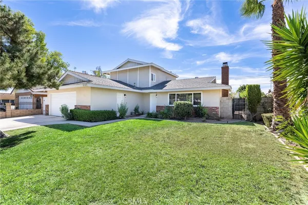 $2,995 | 6485 Clovis Place, Riverside, CA 92504