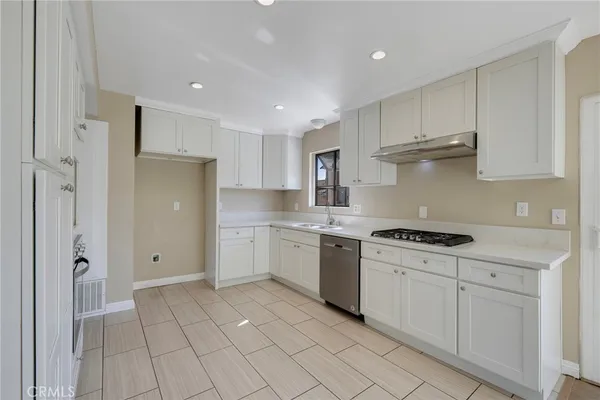 $2,995 | 6485 Clovis Place, Riverside, CA 92504