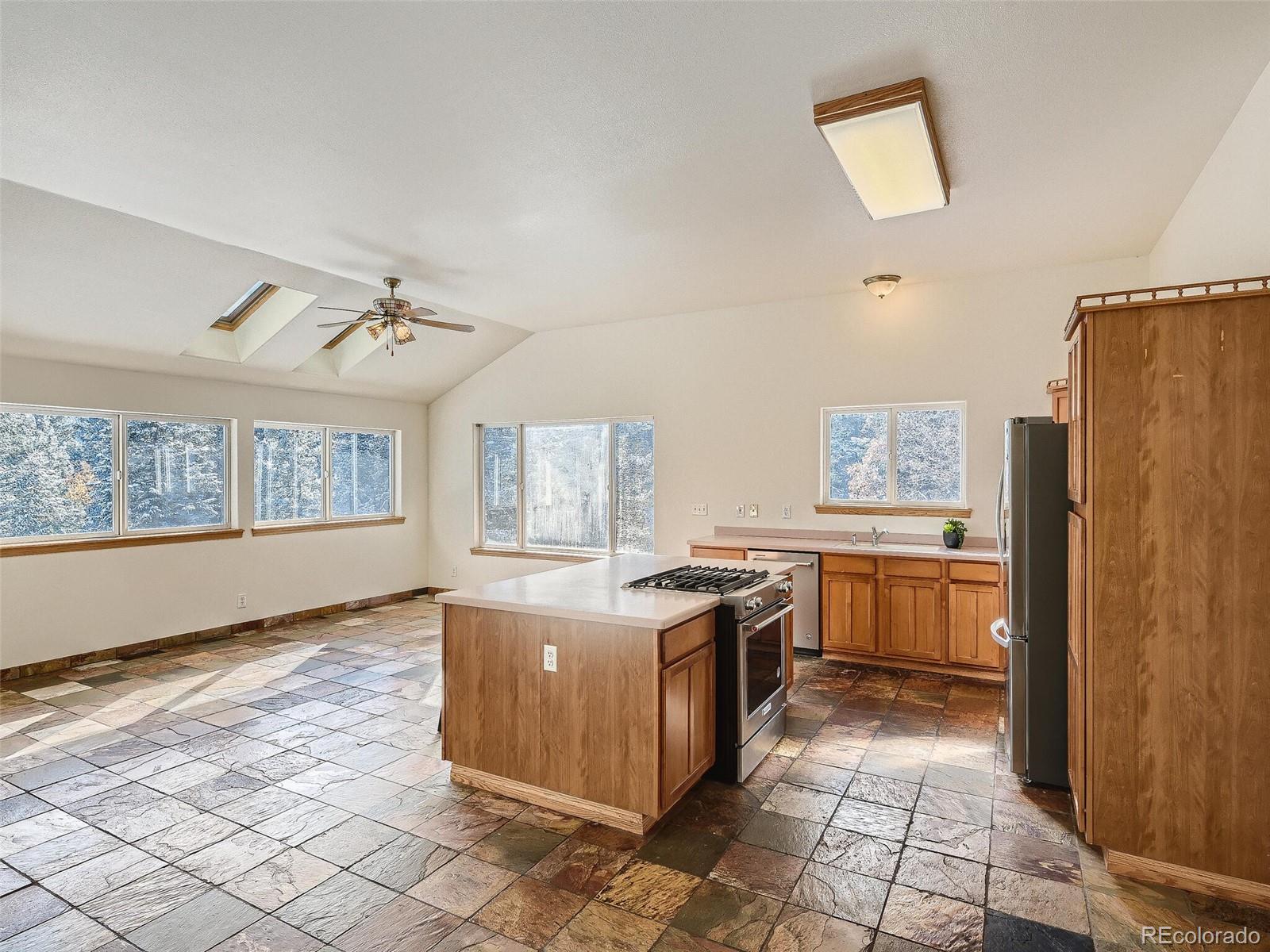 16765 High Grade Road Littleton, CO 80127 - Photo 8 of 33 Gallery Image 8