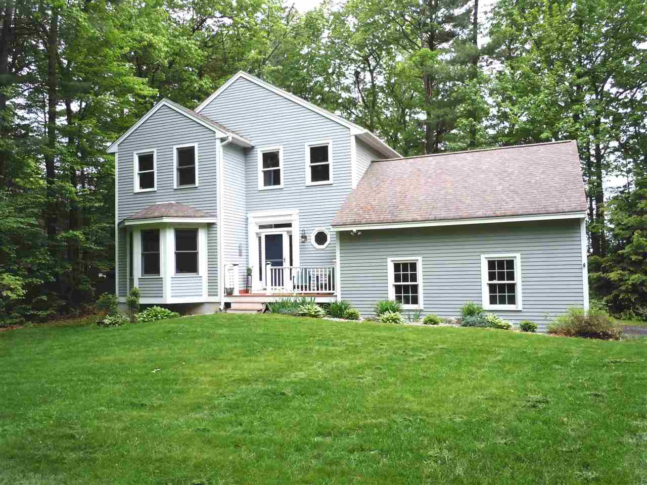 13 Standish Way Amherst, NH 03031 - Photo 1 of 18 Gallery Image 1