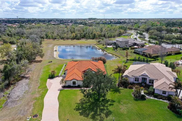 $799,900 | 16736 4th Avenue Northeast, Bradenton, FL 34212