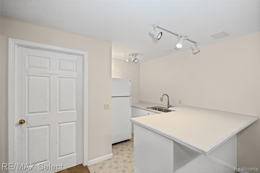 4224 West 4 Lakes Drive Linden, MI 48451 - Photo 47 of 59 Gallery Image 47