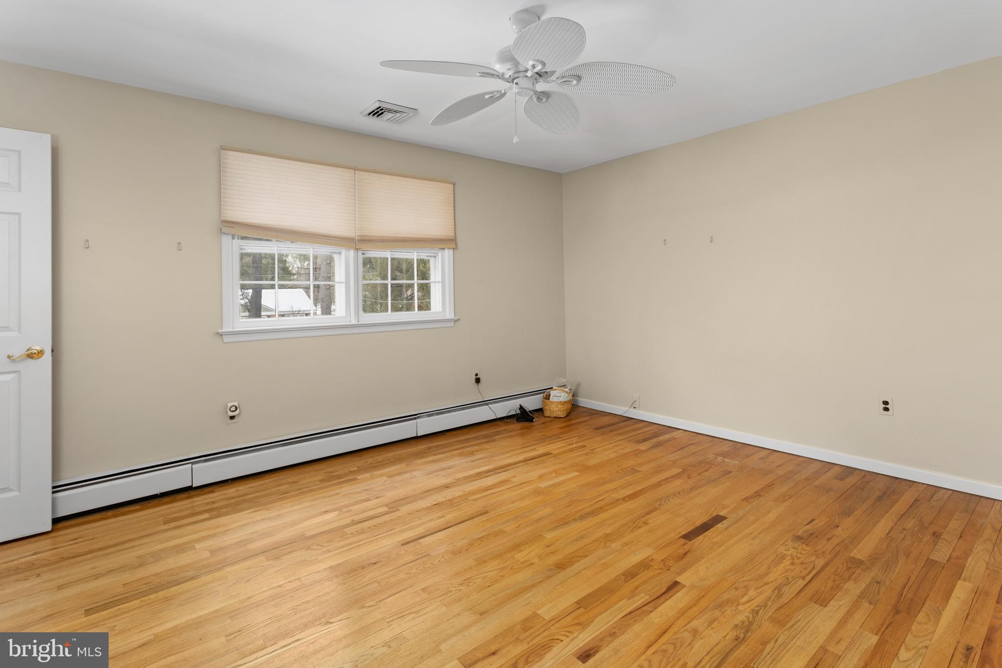 11 Mountain Vw Road Ewing, NJ 08628 - Photo 22 of 32 Primary Bedroom