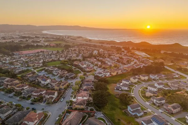 $1,250,000 | 4460 Peninsula Point Drive, Seaside, CA 93955