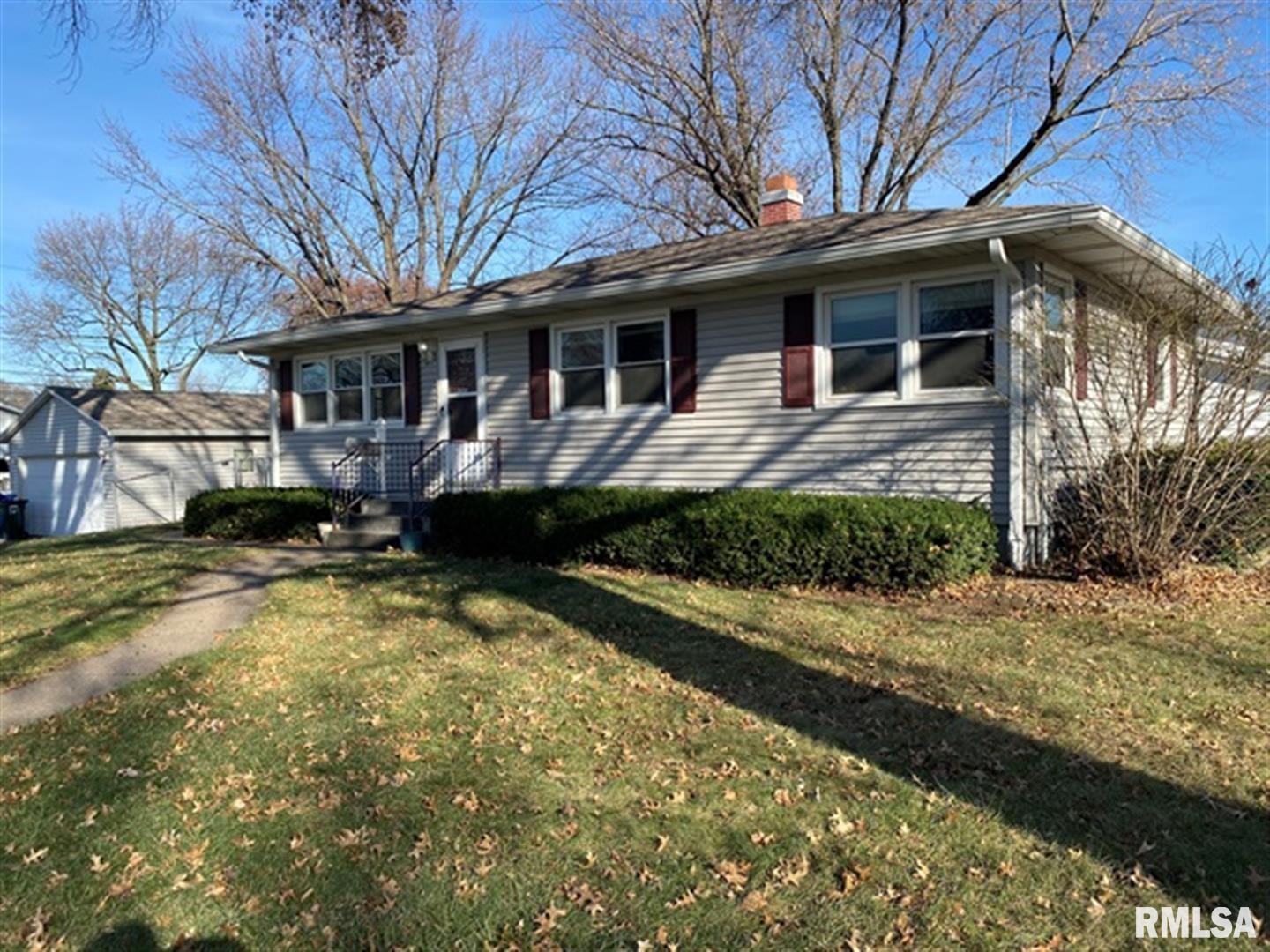 3105 Spring Street Davenport, IA 52807 - Photo 1 of 17 Gallery Image 1