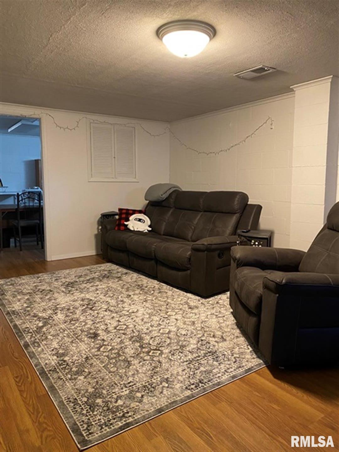 3105 Spring Street Davenport, IA 52807 - Photo 11 of 17 Gallery Image 11