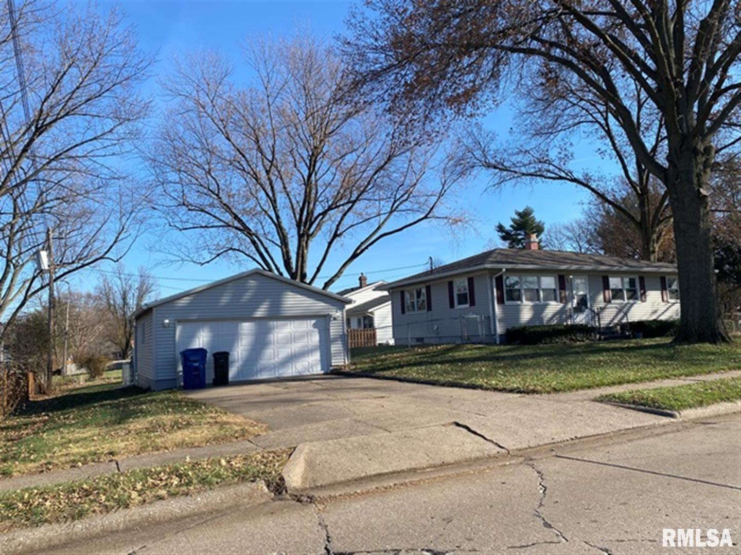 3105 Spring Street Davenport, IA 52807 - Photo 2 of 17 Gallery Image 2