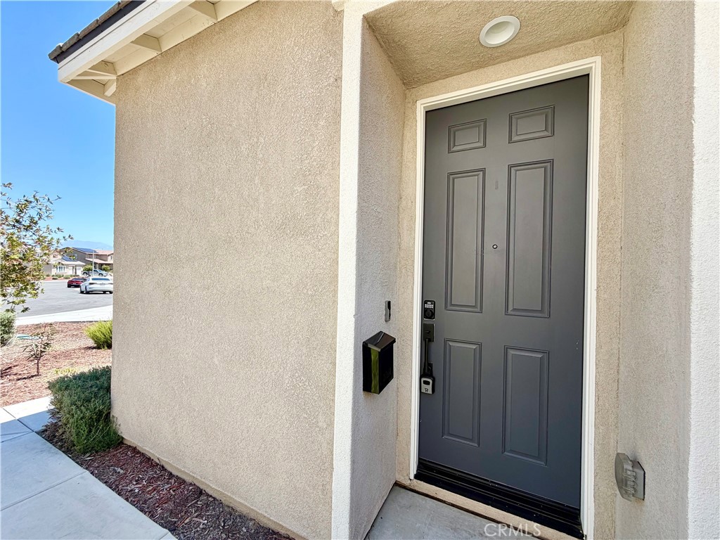 30411 Ridgecrest Road Winchester, CA 92596 - Photo 2 of 12