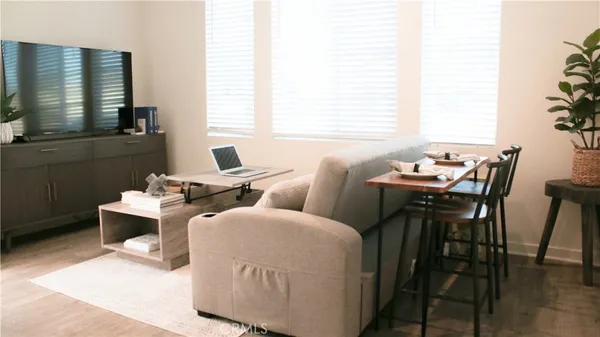 $1,799 | 30411 Ridgecrest Road, Winchester, CA 92596