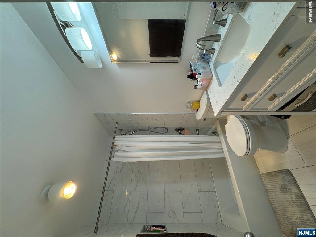 99 Teaneck Road, Unit 305 Ridgefield Park, NJ 07660 - Photo 6 of 8